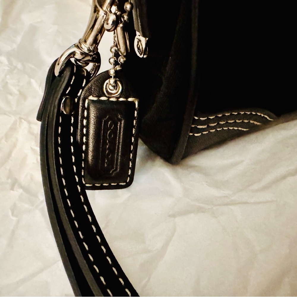 Coach rare vintage Y2K Soho Kisslock Wristlet signature jacquard leather - Picture 7 of 17
